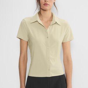 Aritzia Smooth Matter Anthology Top – Marcona Beige